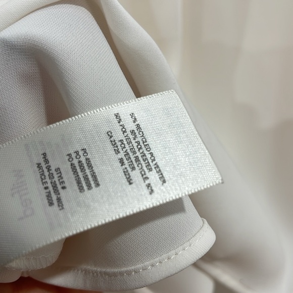 Aritzia Wilfred button up blouse size XS - Picture 6 of 6